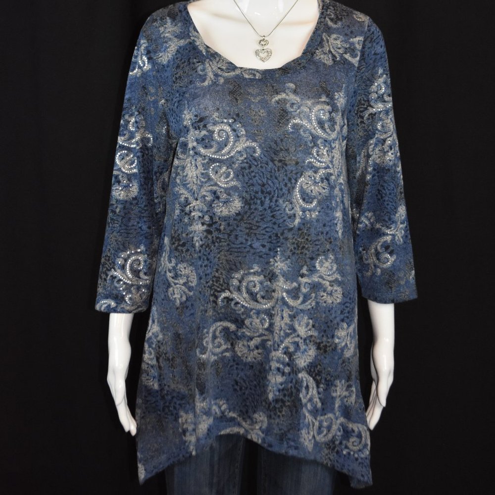 Fashion Bug sz L Sparkling Blue, Beige, and Black Long Sleeve Swirl Design Top